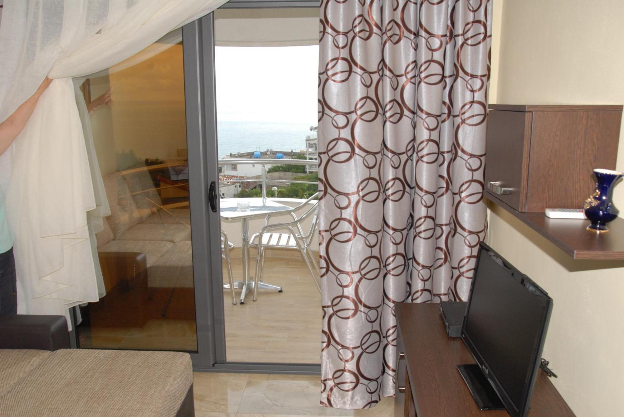 אולסינץ' Guest House Evropa 2 מראה חיצוני תמונה