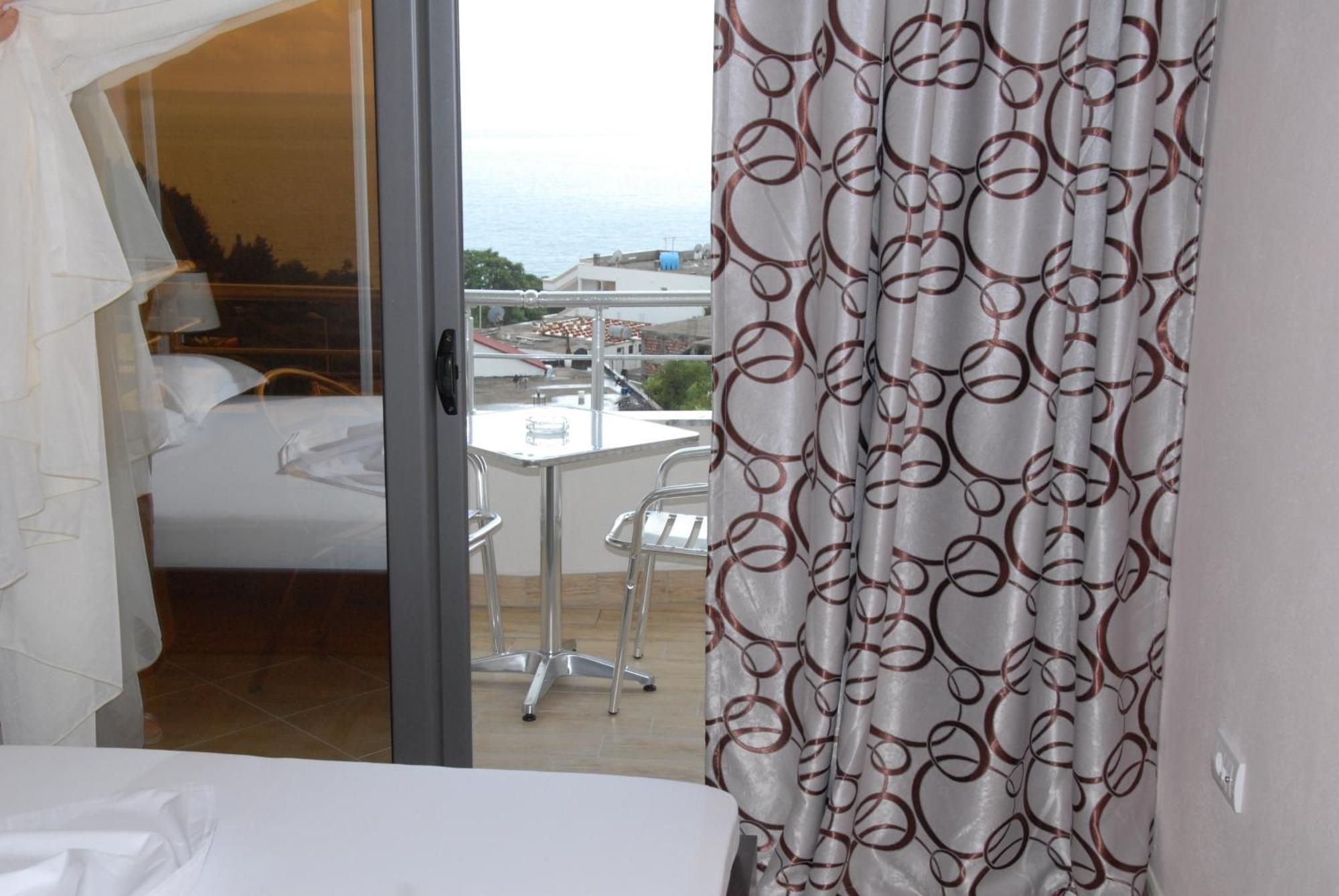 אולסינץ' Guest House Evropa 2 מראה חיצוני תמונה